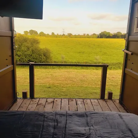 Tiny House Au Bord De L Eau Дом отдыха