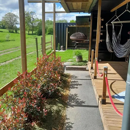 Tiny House Au Bord De L Eau