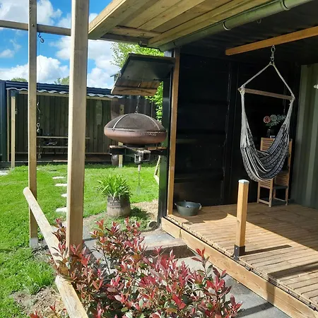 Tiny House Au Bord De L Eau