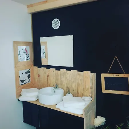 Semesterbostad Tiny House Au Bord De L Eau Litteau