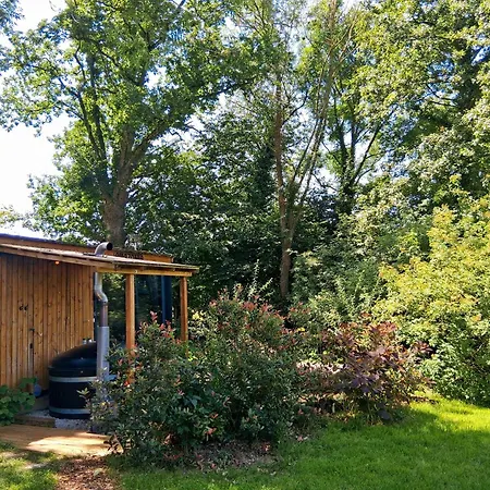 Дом отдыха Tiny House Au Bord De L Eau
